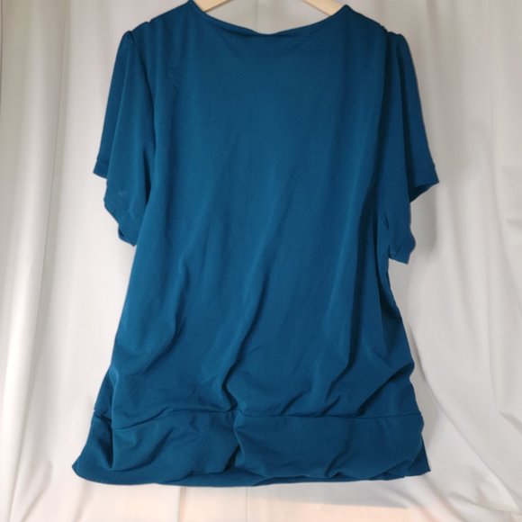 Torrid plus size blouse - Size 4 - Blue - Like New condition - Picture 2 of 3